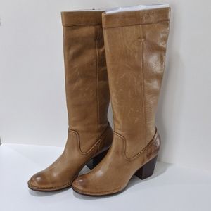 Frye Rory Scrunch Boot Women's 10 Sand NIB 77423